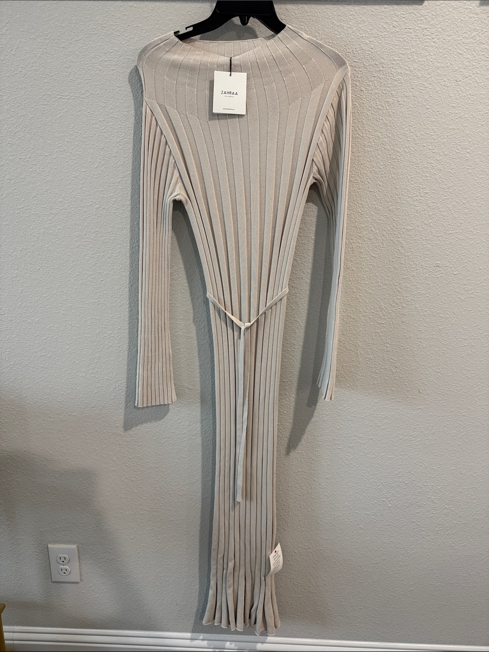 Zahraa the label Light Beige Ribbed Knit Maxi Skirt with Self-Tie